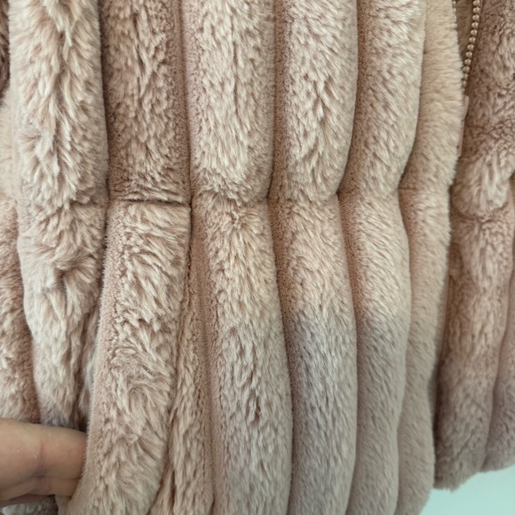 Anthropologie Ruf by Urf blush pink faux fur crop puffer jacket L - Picture 5 of 8